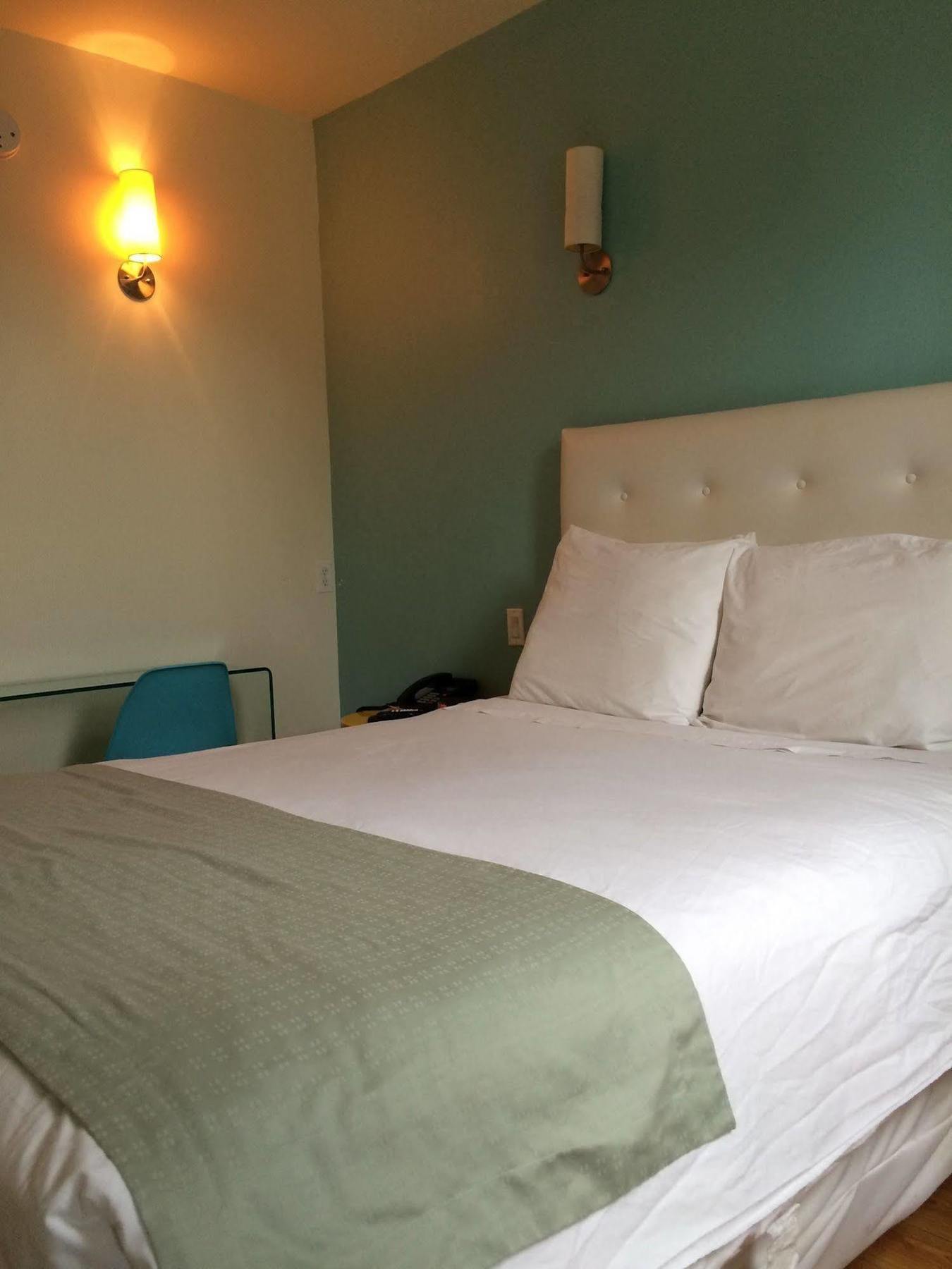 Royal Oak Inn Toronto Bagian luar foto